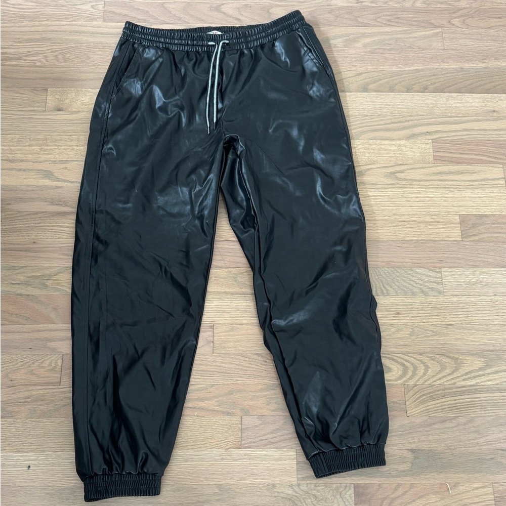 NWT GEEGEE Jogger Pants Black Size Large